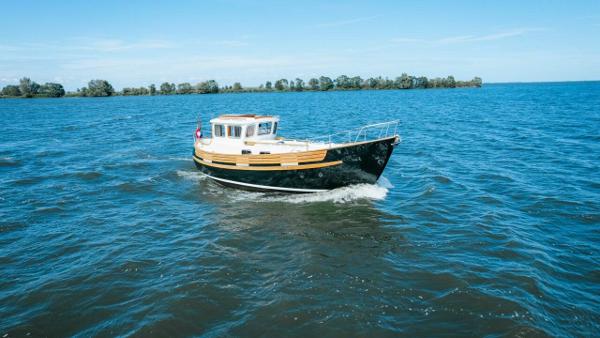 1975 Fairways Marine Fisher 30