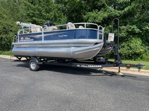 Sun Tracker Bass Buggy 16 XL Select