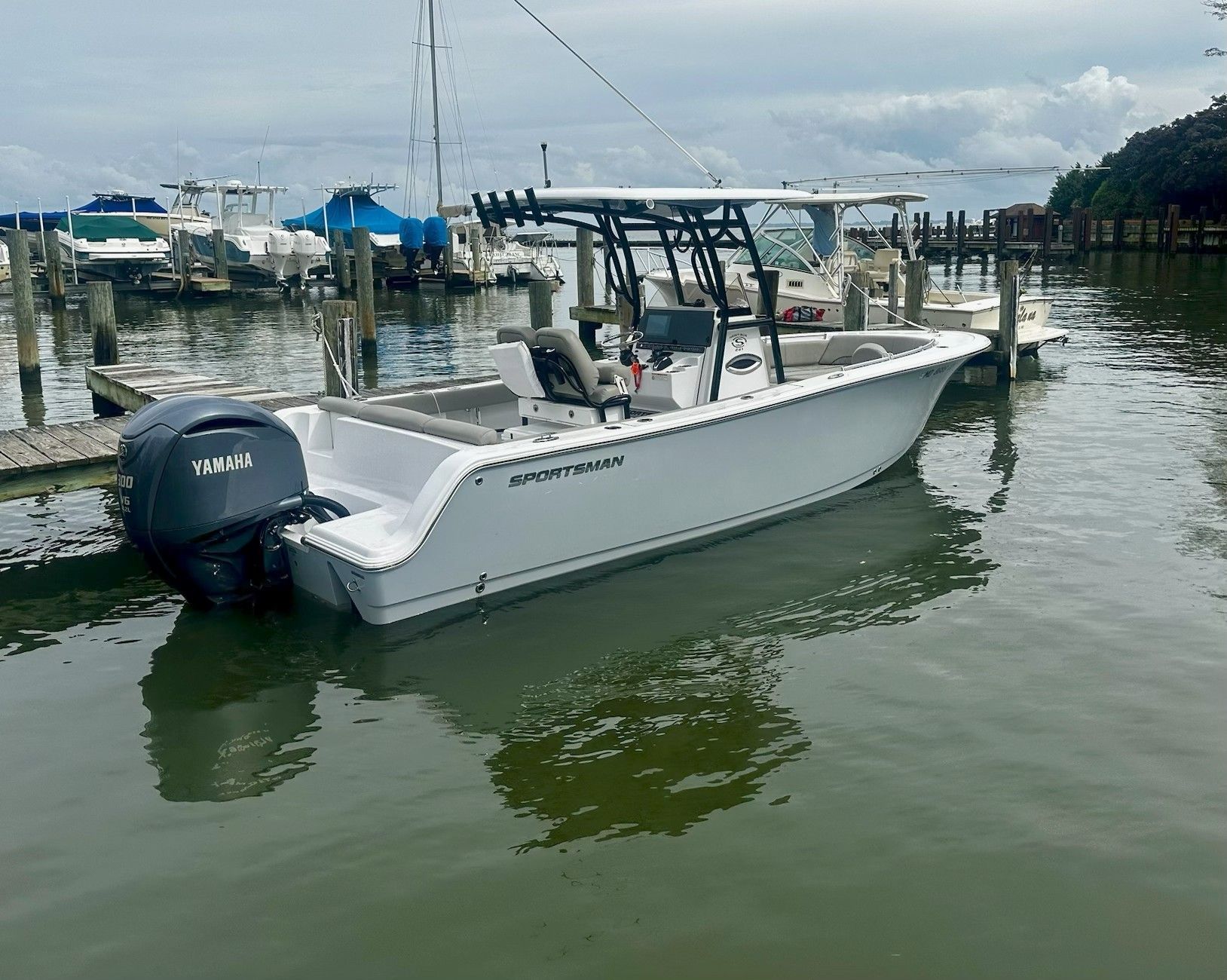 2022 Sportsman 241 Heritage
