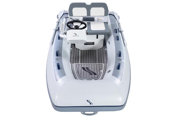 Highfield Classic 310 FCT Manufacturer Provided Image