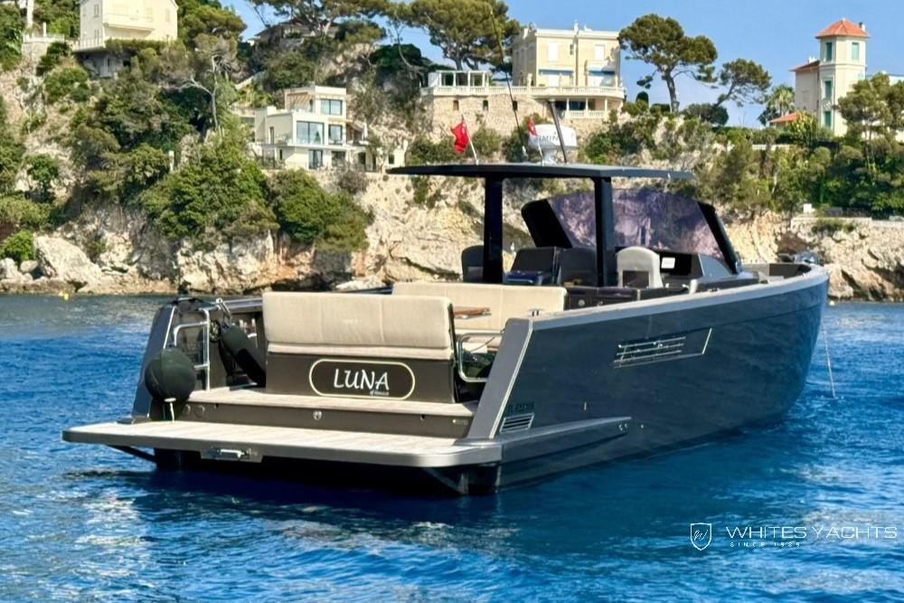 2017 Fjord 40 Open