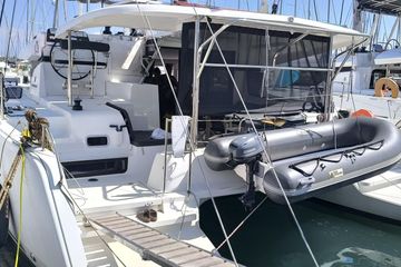 2019 Lagoon 42