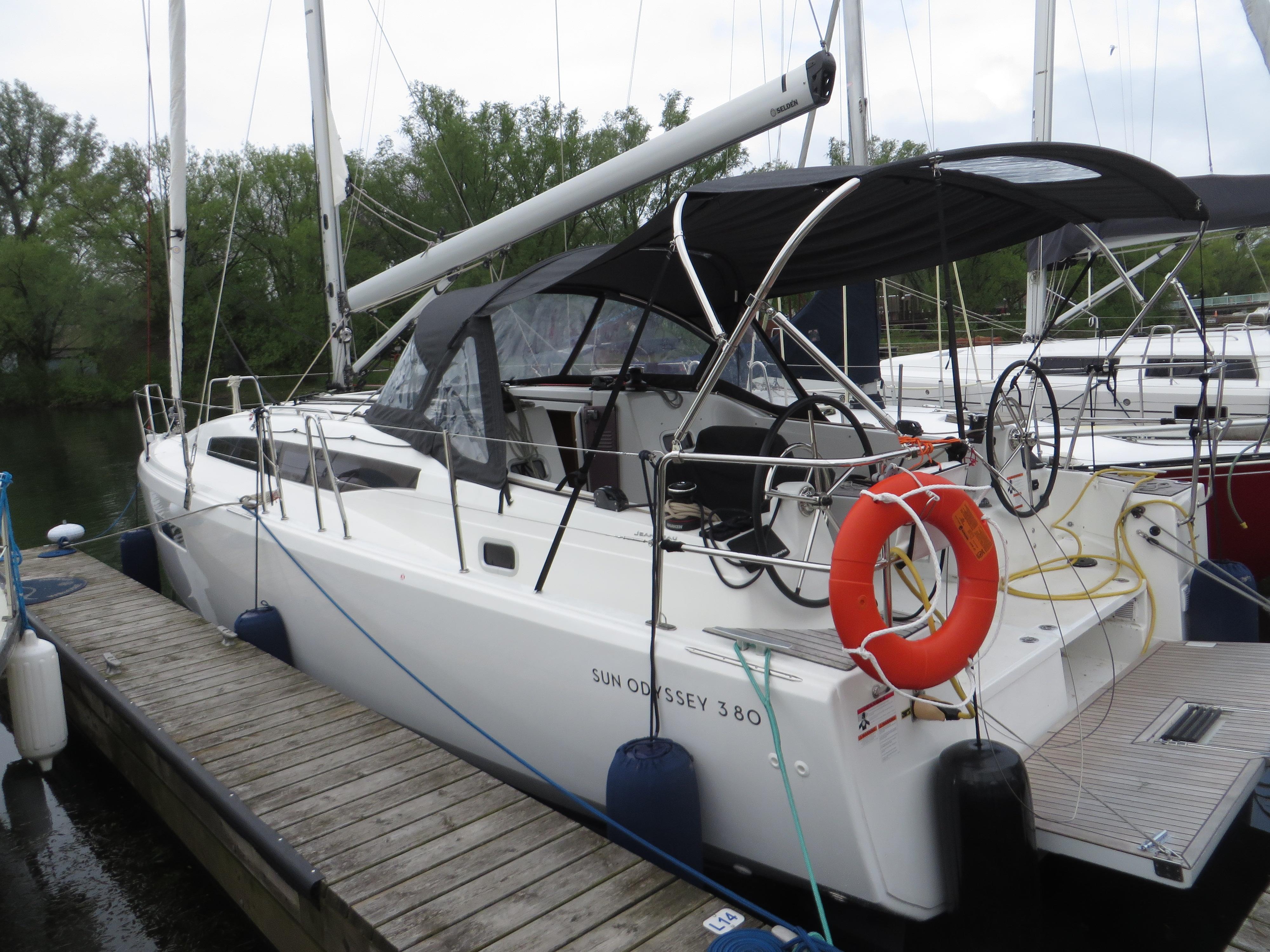 2023 Jeanneau Sun Odyssey 380