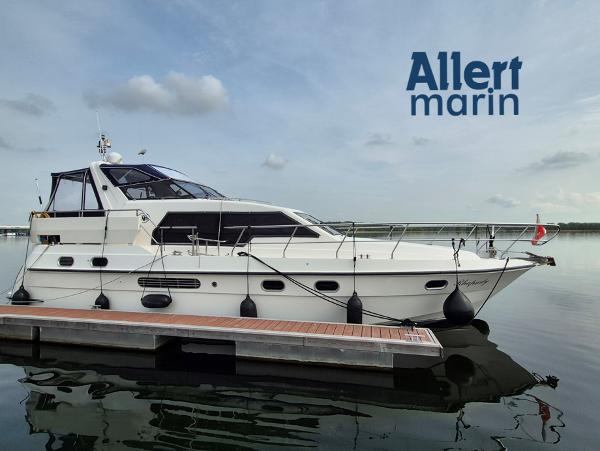 1995 Neptunus 129 Express