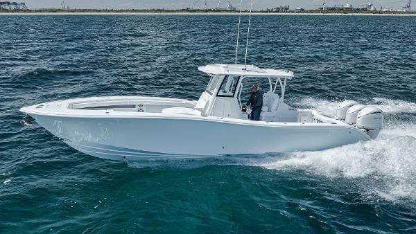 2025 Yellowfin 36 Offshore