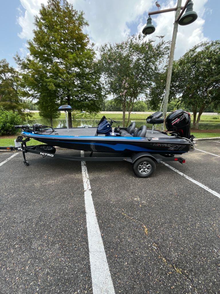 2025 Nitro Z17