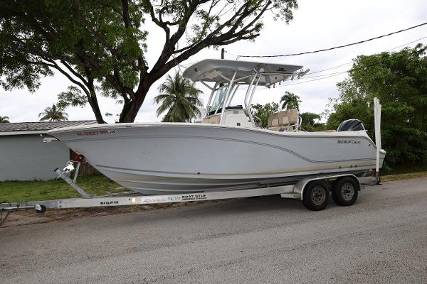 2018 Sea Fox 248 Commander