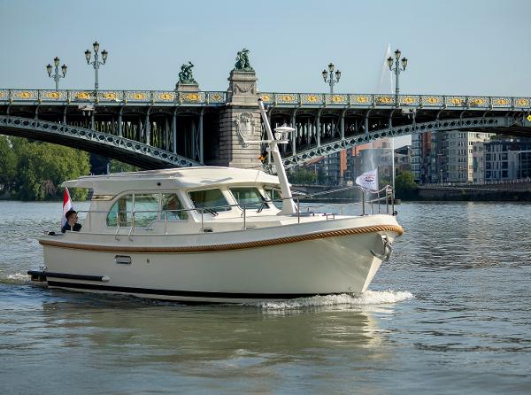 Linssen Grand Sturdy 30.0 Sedan