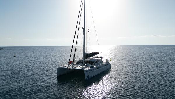 2002 Catana 581 Owners Version
