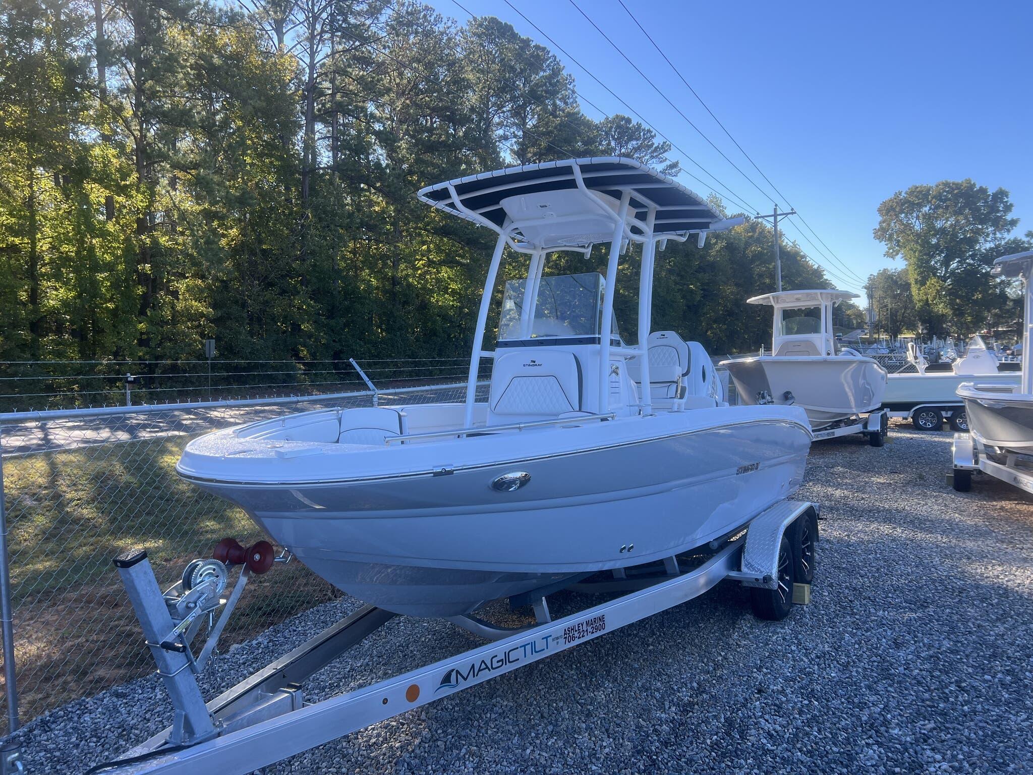 2025 Stingray CC 216 CC, Salem Alabama