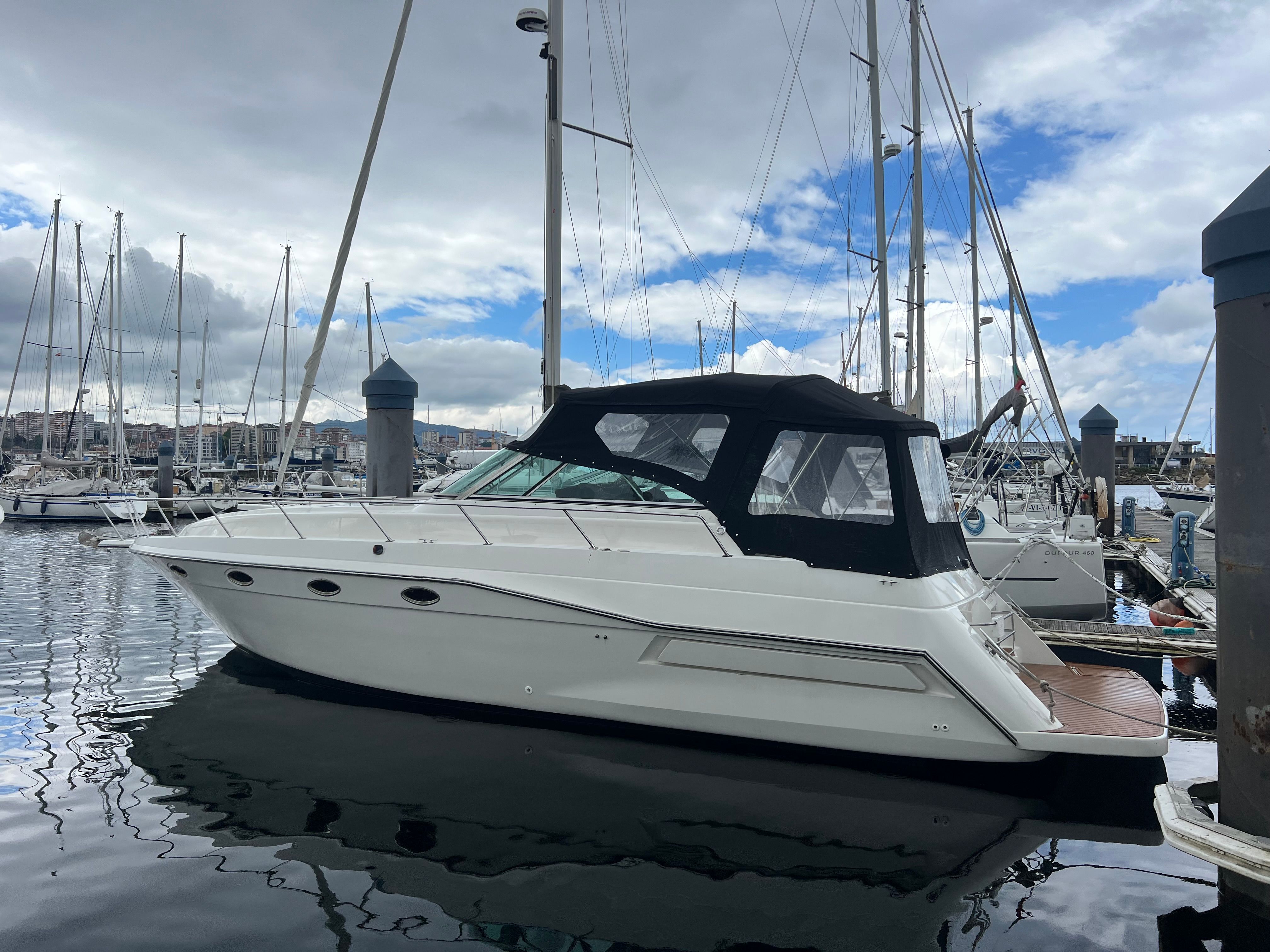 1990 New Cruiser Yachts Spirit