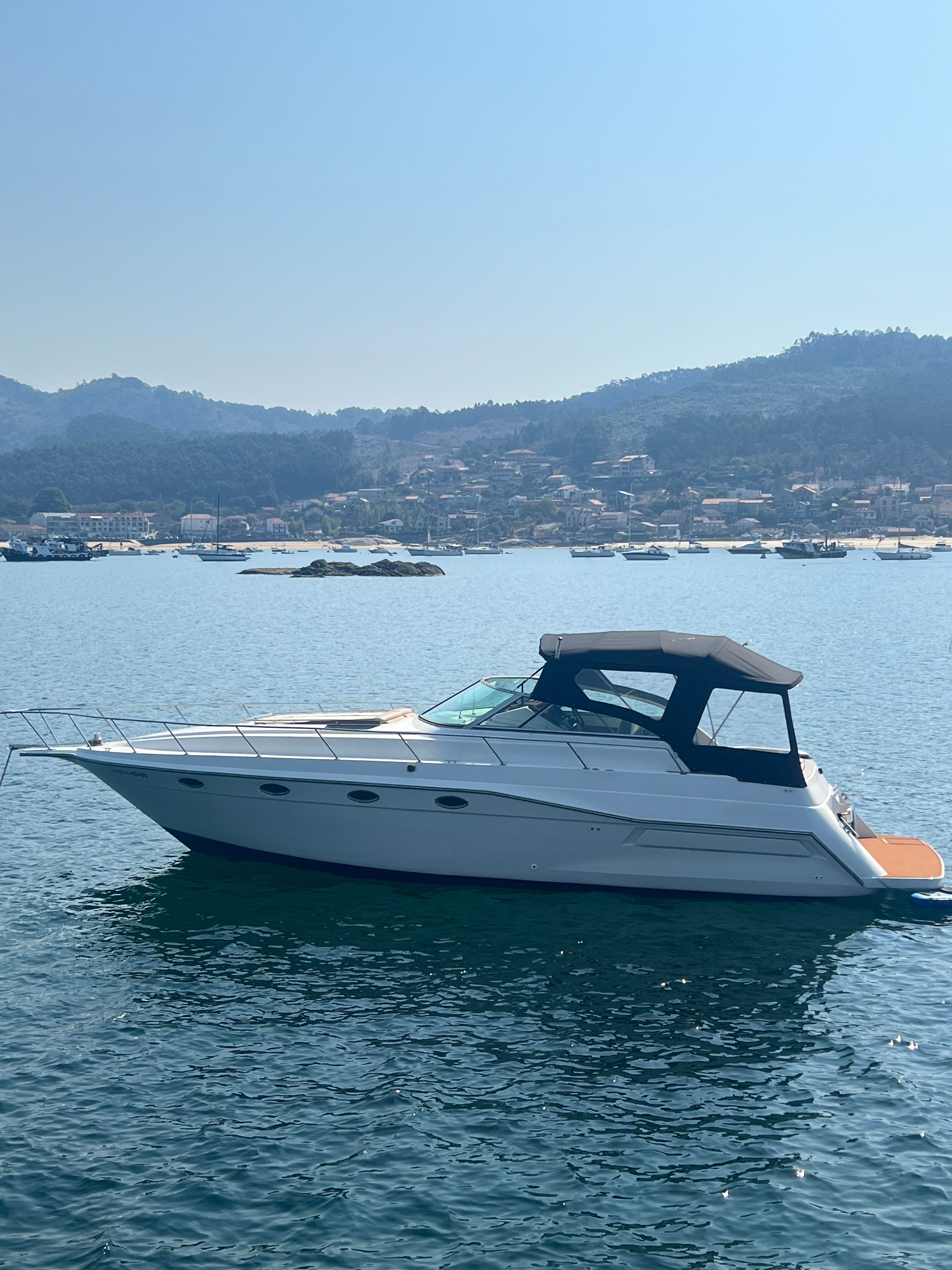 1990 New Cruiser Yachts Spirit