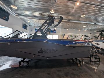 2025 Axis T220