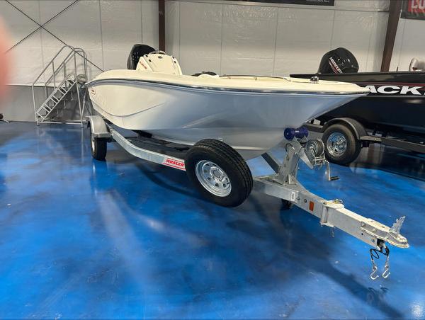 2025 Boston Whaler 160 Super Sport