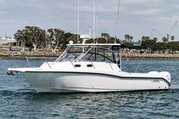 2006 Boston Whaler 305 Conquest
