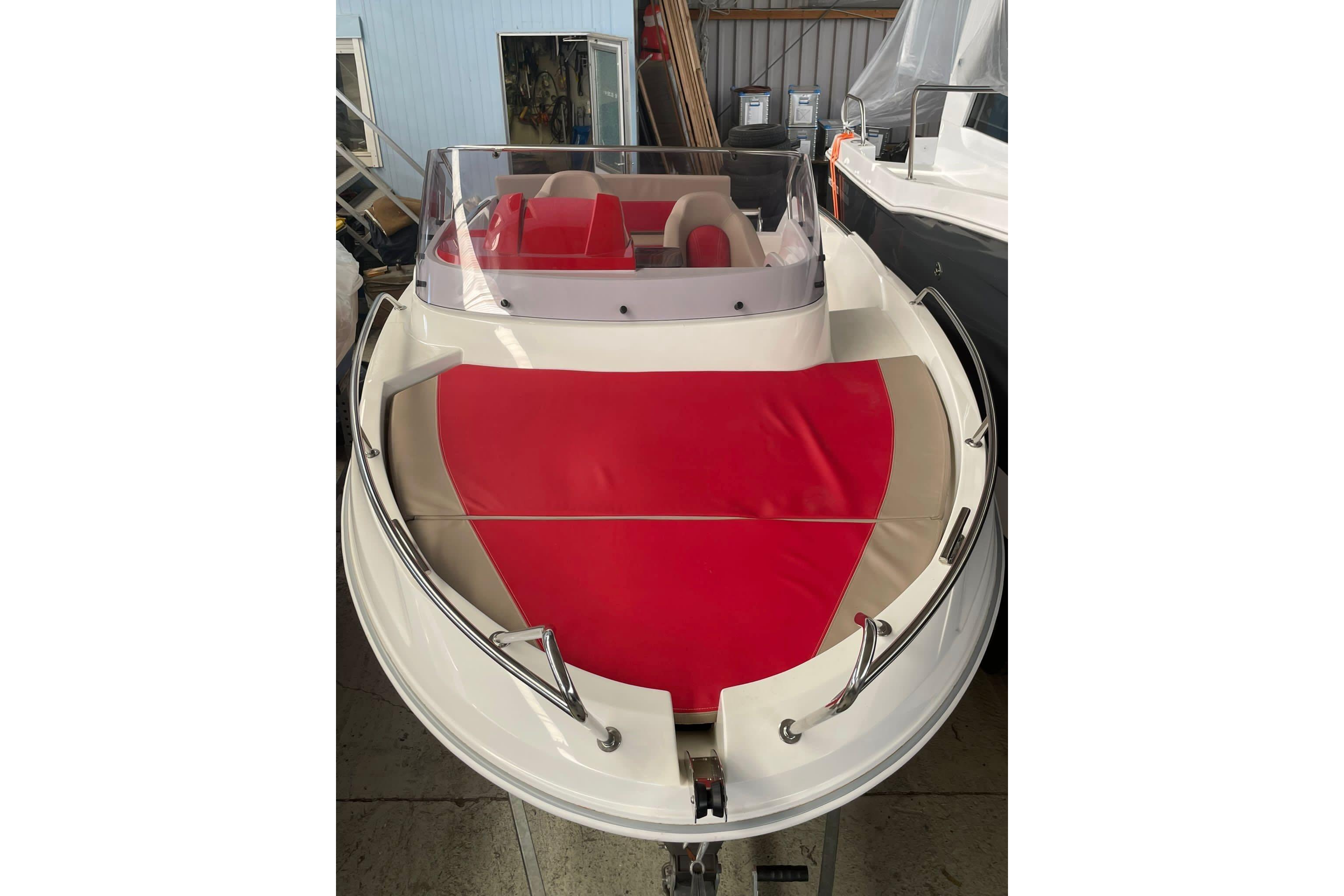 2022 Marine Time AM565
