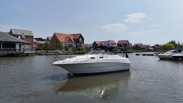 1998 Monterey 262 Cruiser