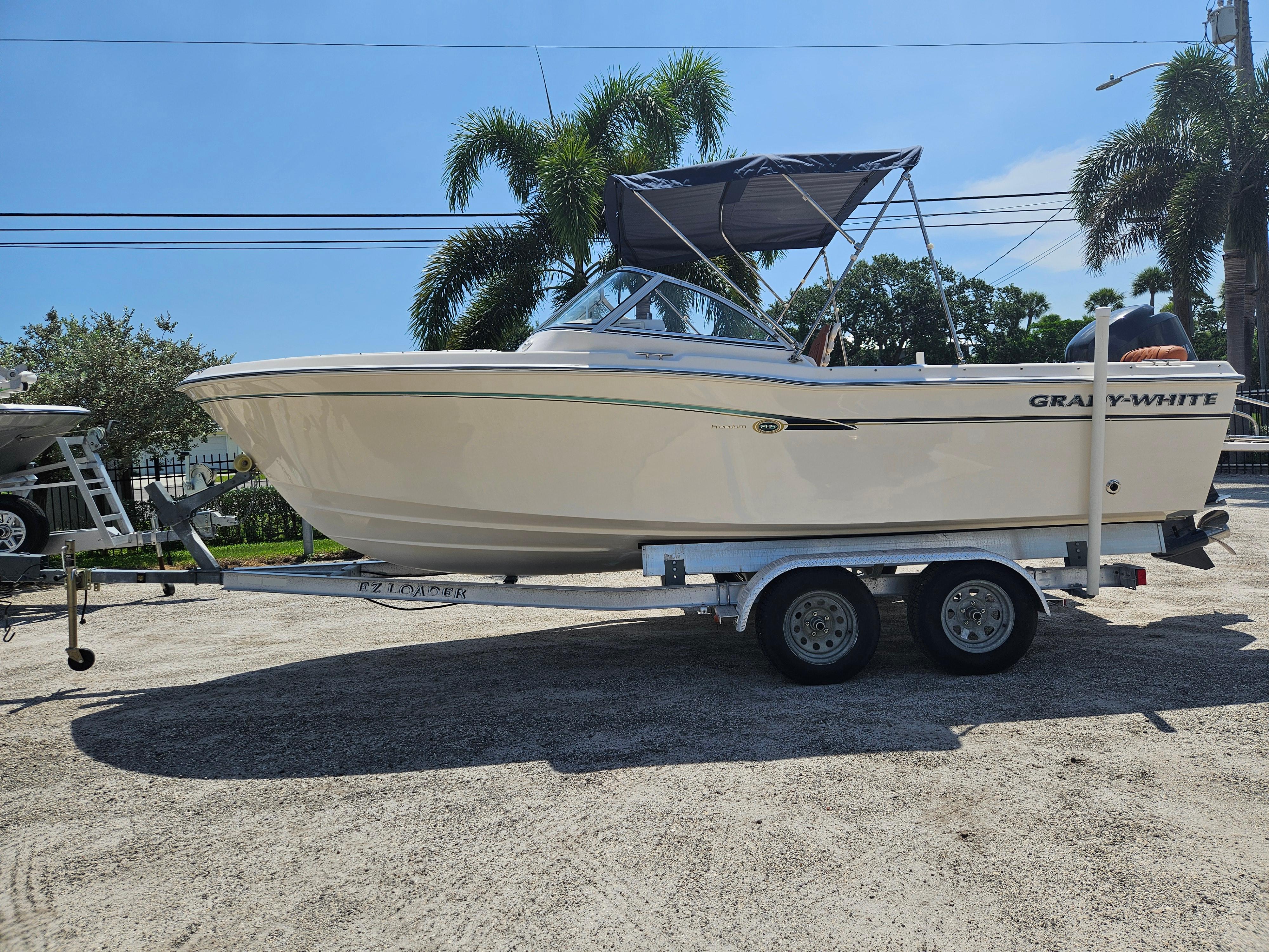 2012 Grady-White Freedom 205
