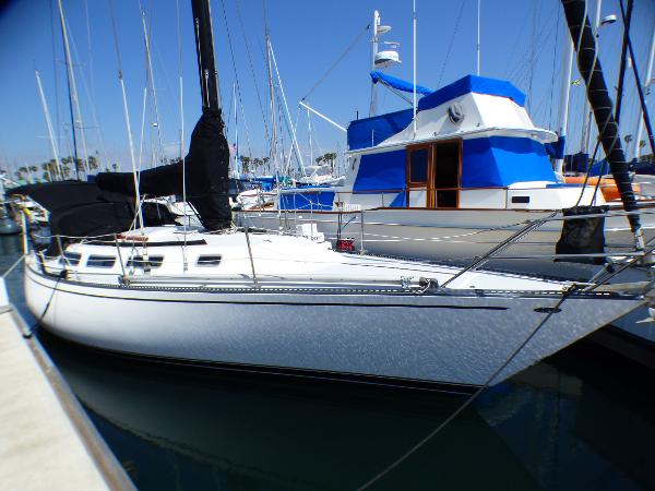 1982 Catalina 38