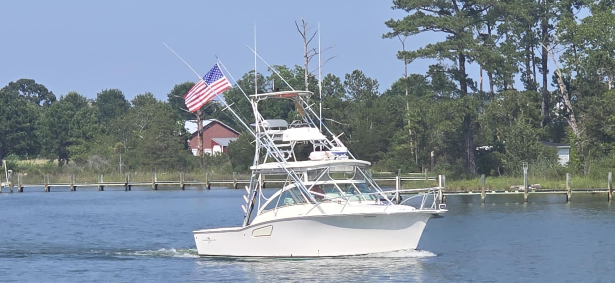 2004 Albemarle 310 Express Fisherman