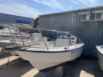 1987 Boston Whaler 22 Outrage