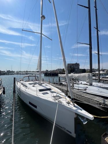 2024 Dufour 470