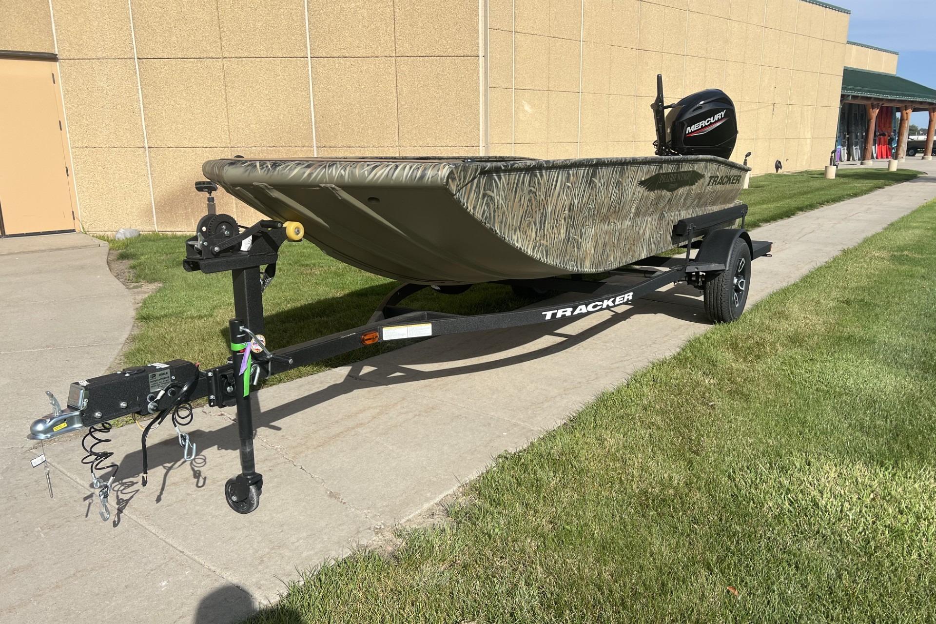 2026 Tracker Grizzly 1650 T Prairie Wings Edition