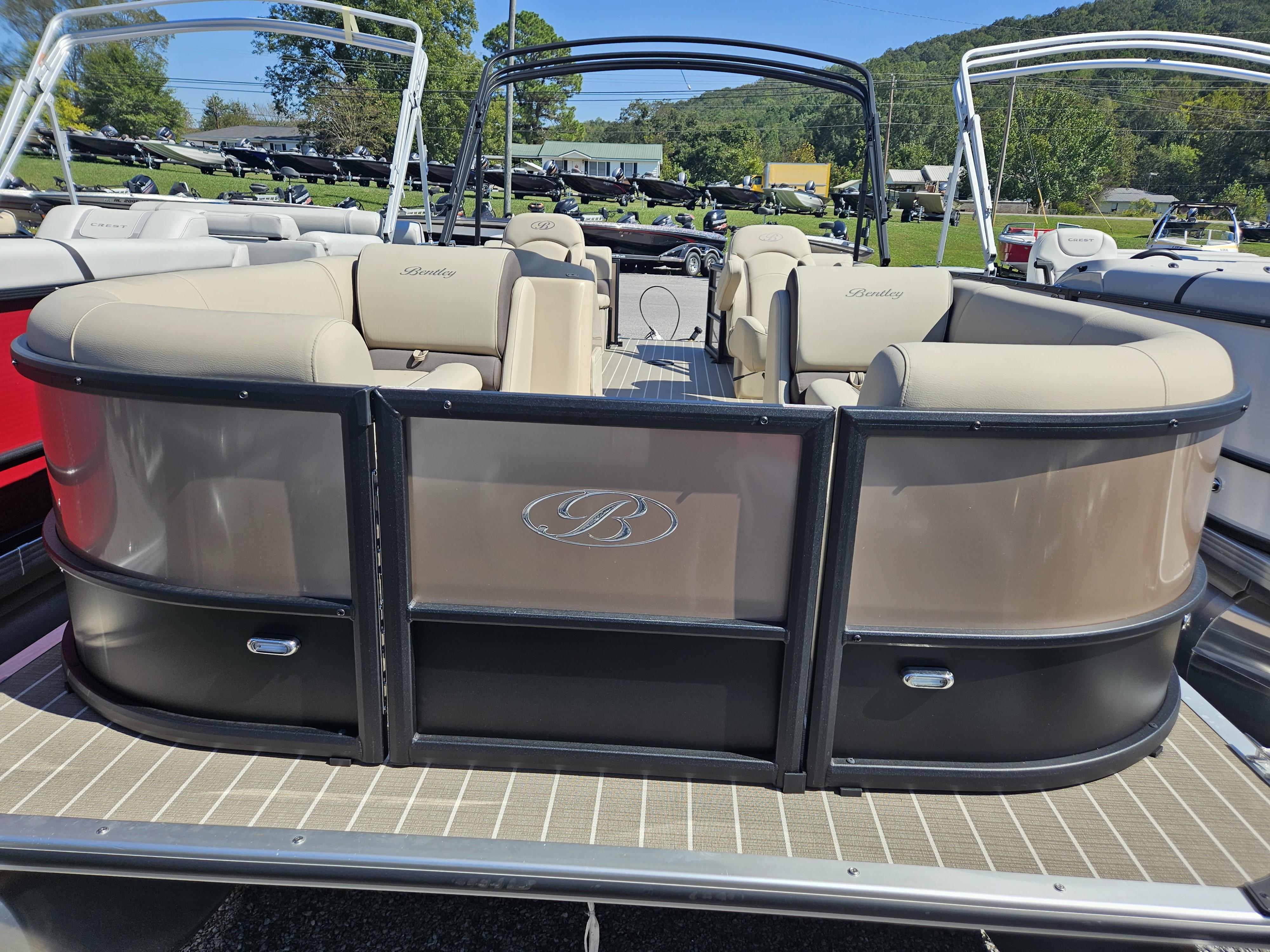 2024 Bentley Pontoons Legacy 220 Navigator