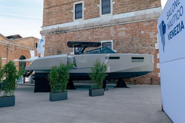 2024 Evo Yachts R4 WA