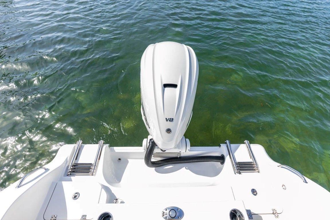Sportsman Heritage 261 Center Console 2026 SPORTSMAN 261 HERITAGE - Image 1
