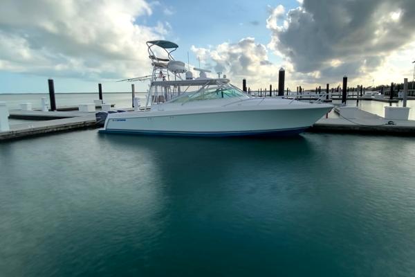 2008 Contender 38 Express