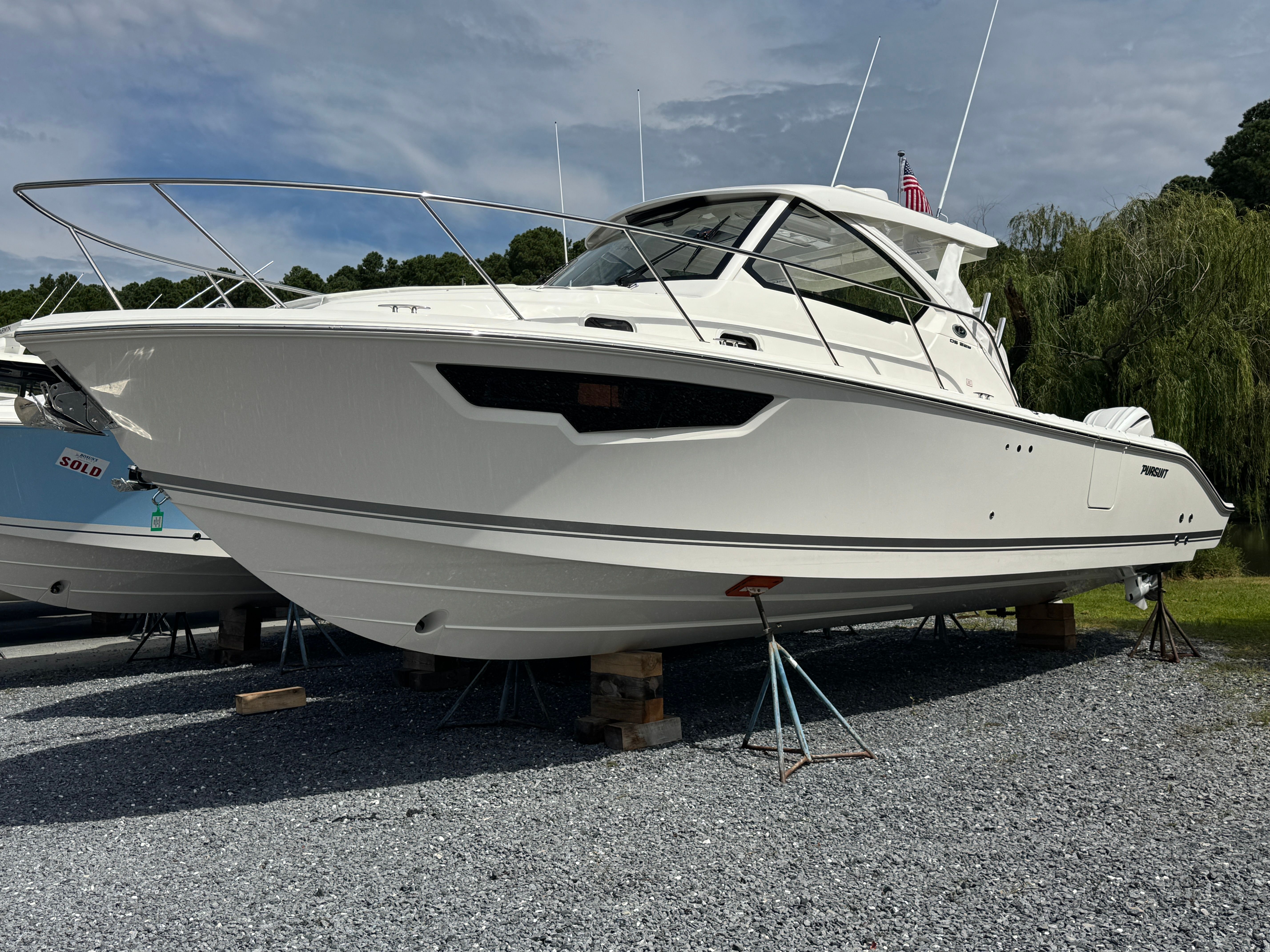 2026 Pursuit OS 325 Offshore