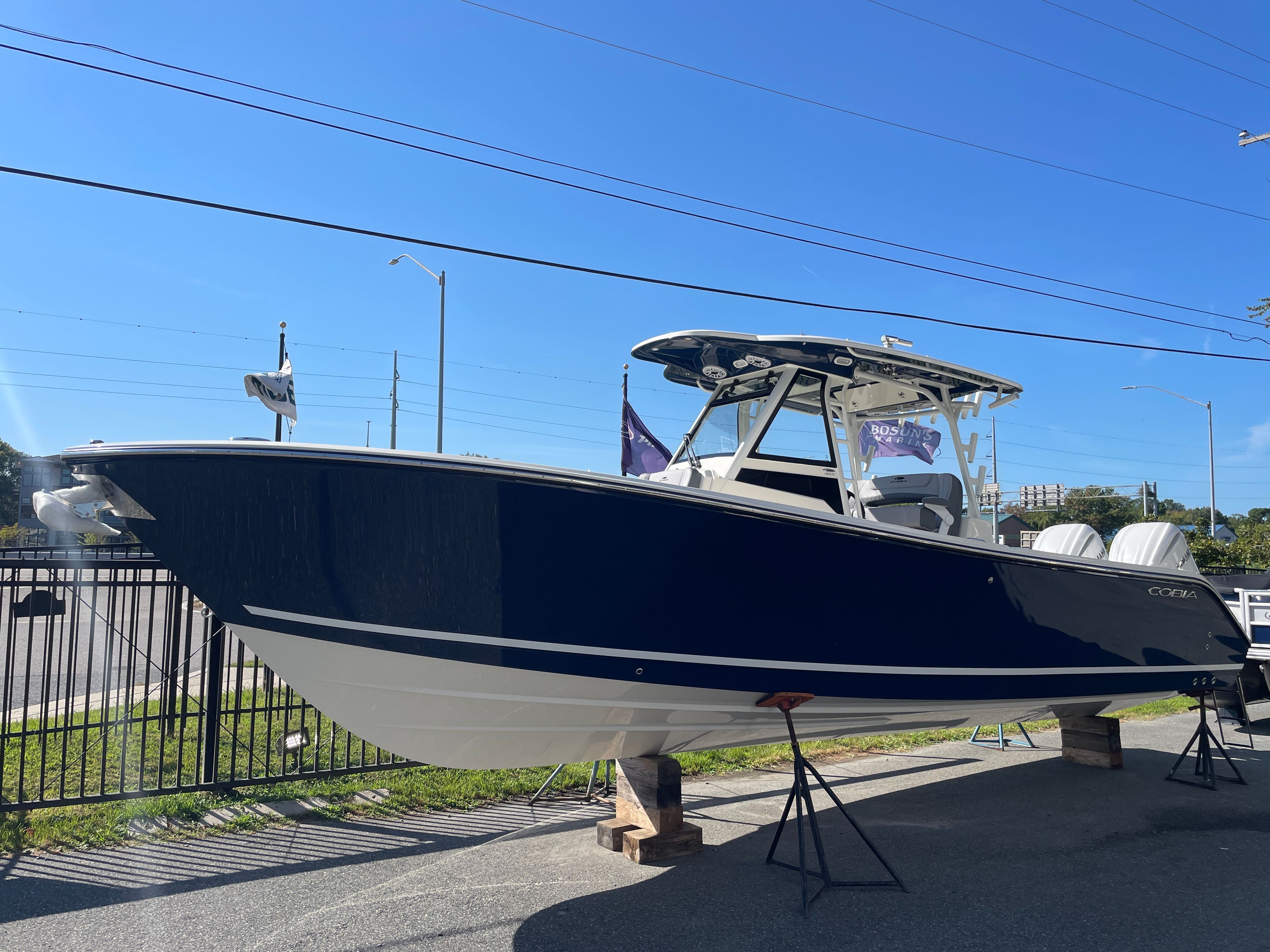 2026 Cobia 305 Center Console