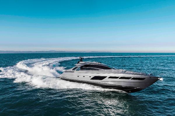 Pershing 8X Pershing 8X