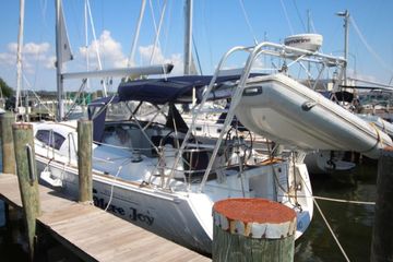 2011 Beneteau Oceanis 40