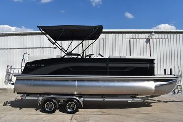 2026 Lowe SS 230