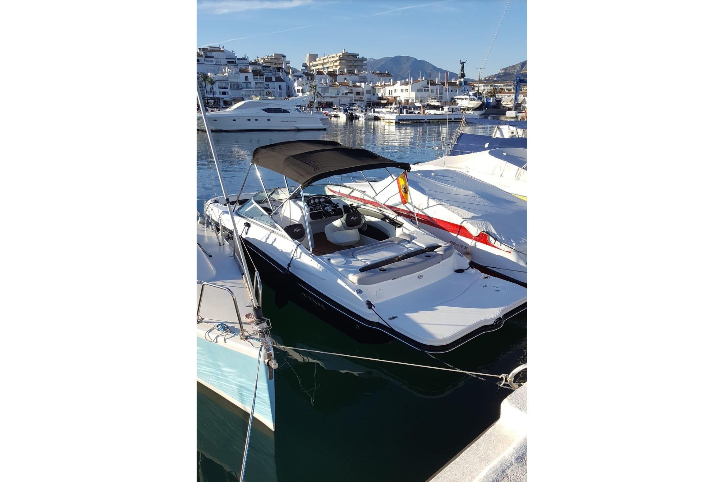 2016 Rinker Captiva 216 BR