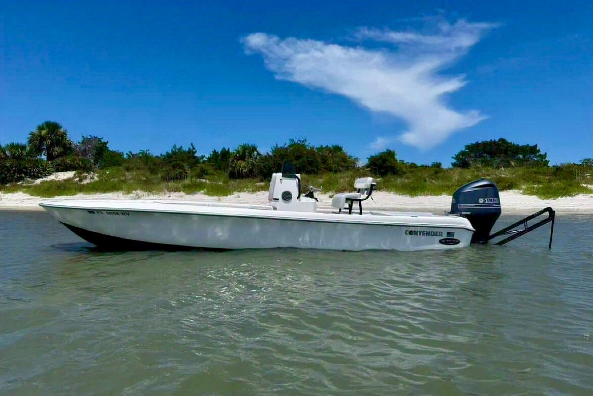2019 Contender 25 Bay