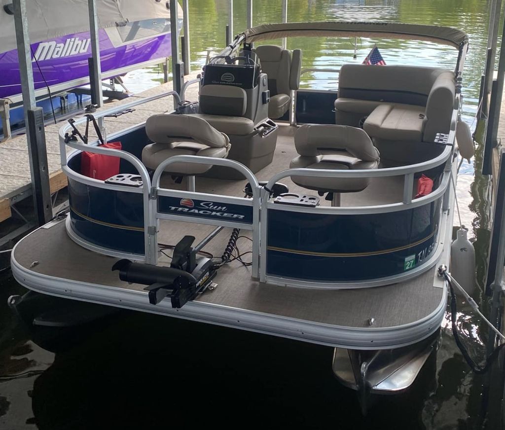 2024 Sun Tracker Bass Buggy 16 XL