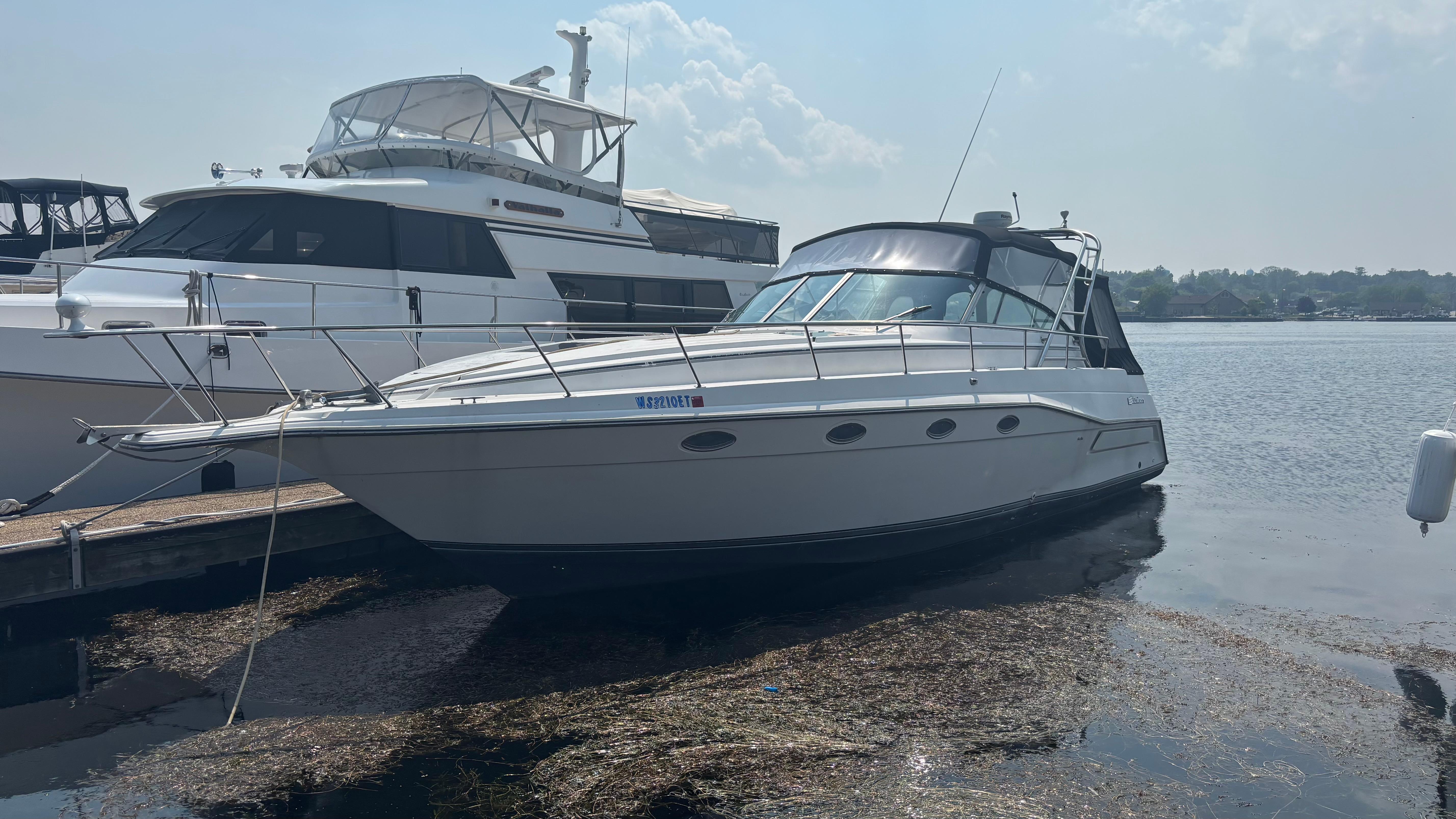 Cruisers 3670 ESpirit