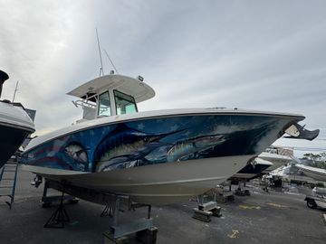 2014 Boston Whaler 280 Outrage