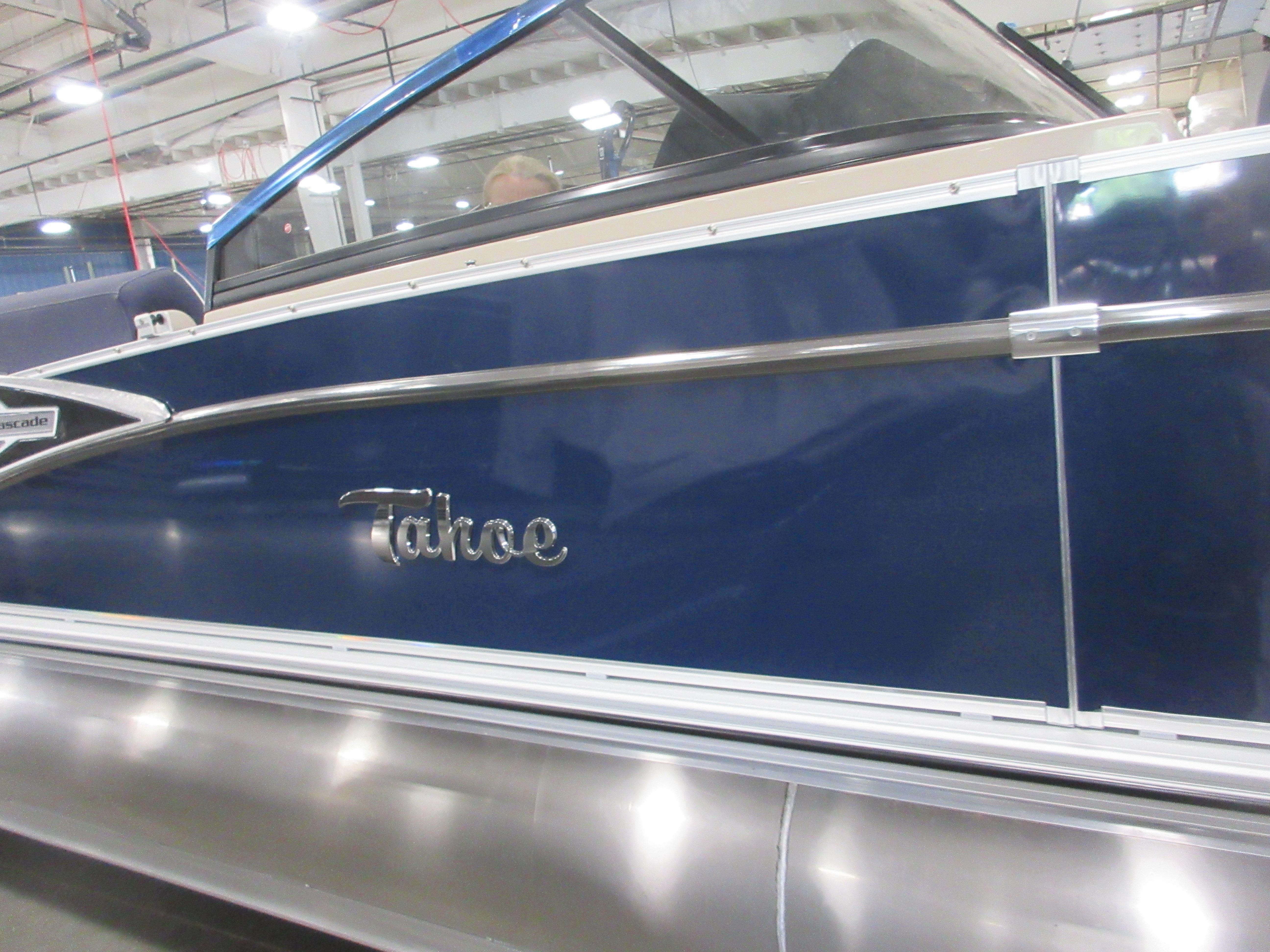 2025 Tahoe Cascade - 27 FT Elite Windshield