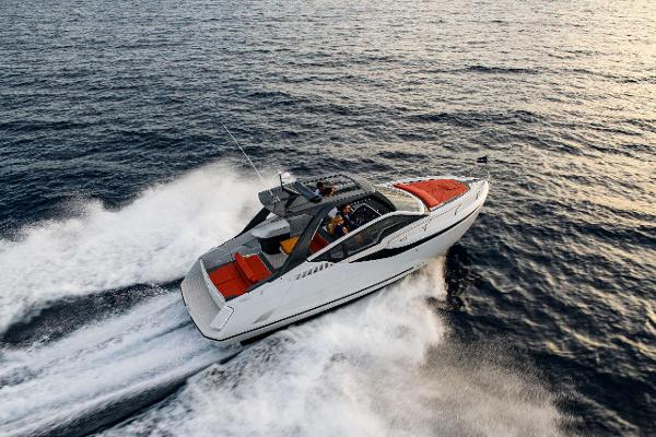 2025 Fairline F//Line 33