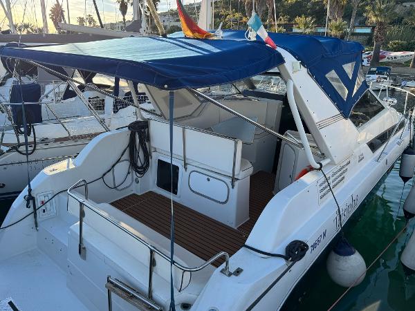 1992 Bayliner 3055
