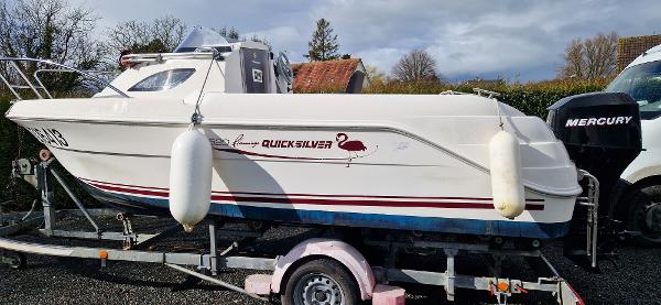 2004 Quicksilver Quicksilver 520 Flamingo