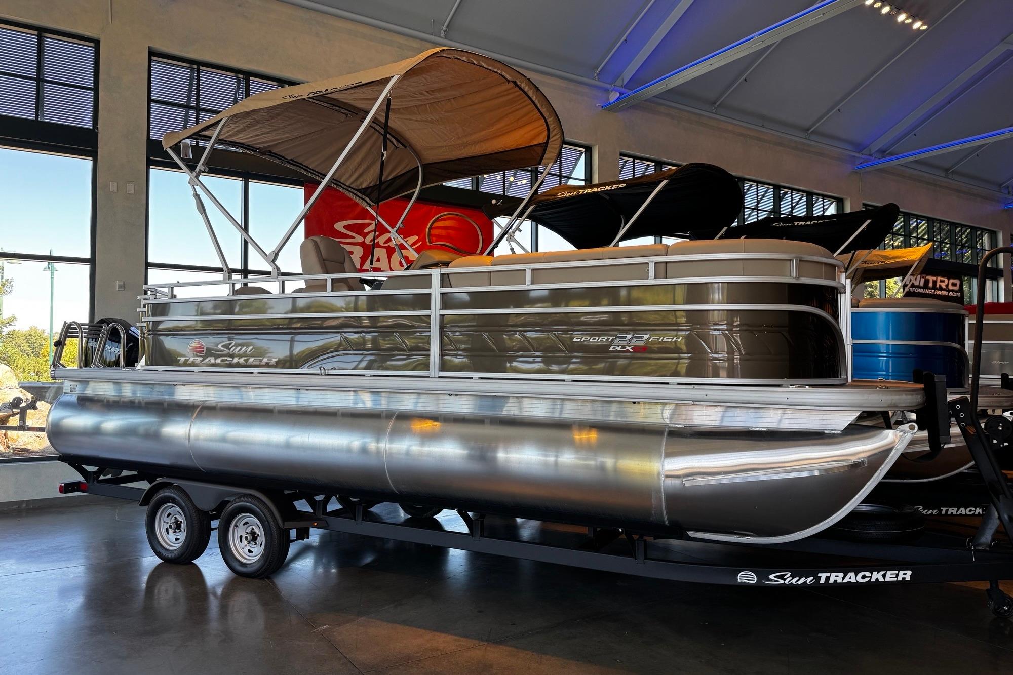 2025 Sun Tracker SportFish 22 XP3
