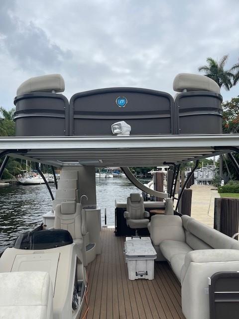 2019 Pontoon 310 Escalante