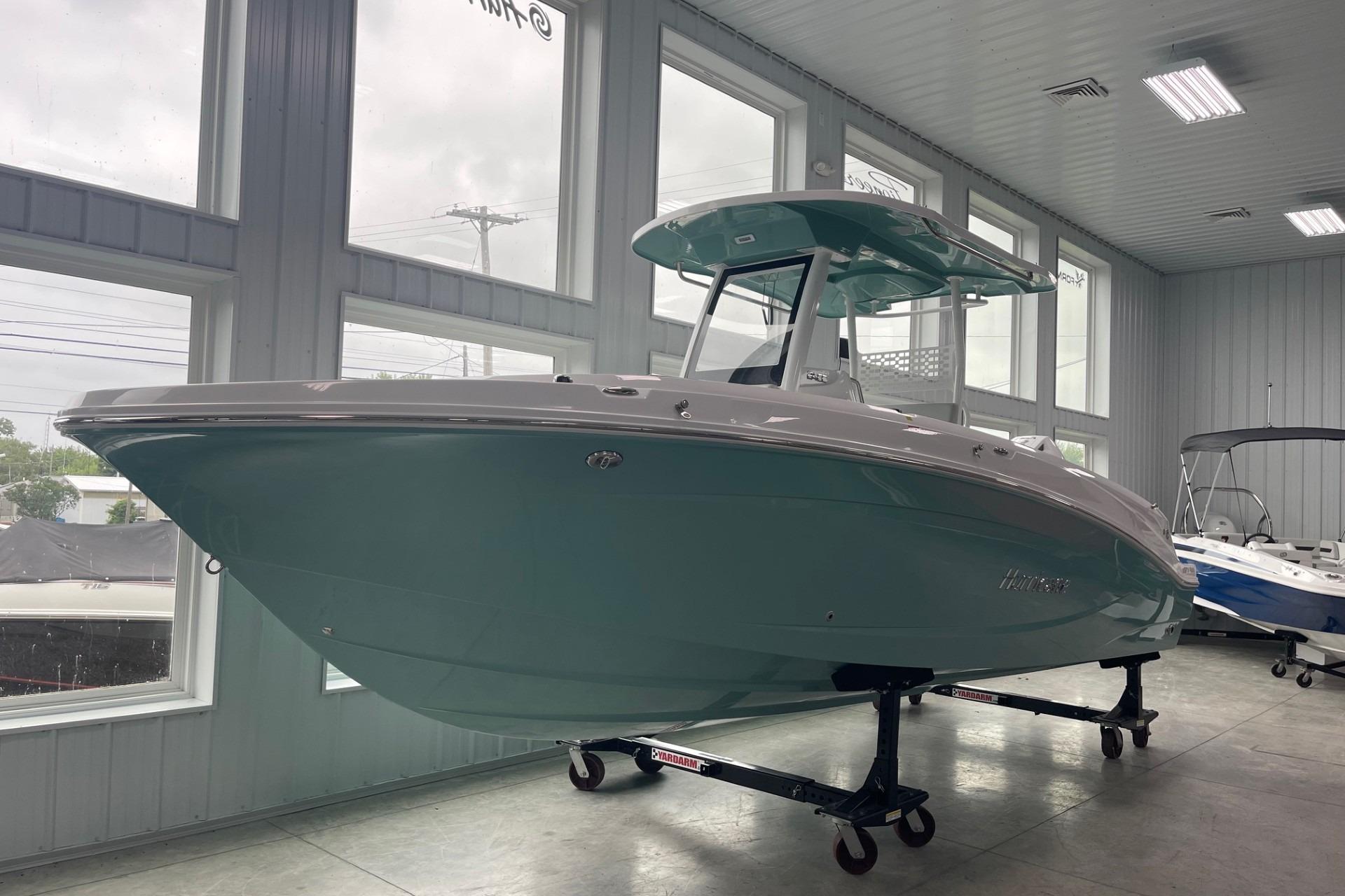2026 Hurricane Center Console 24 OB