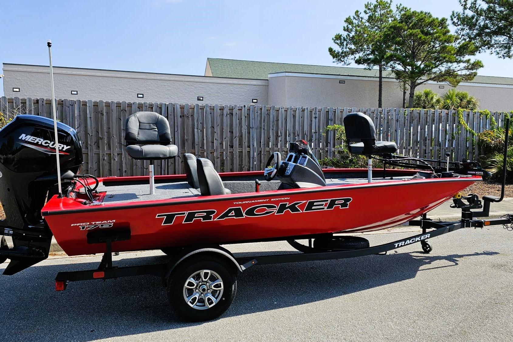 2026 Tracker Pro Team 175