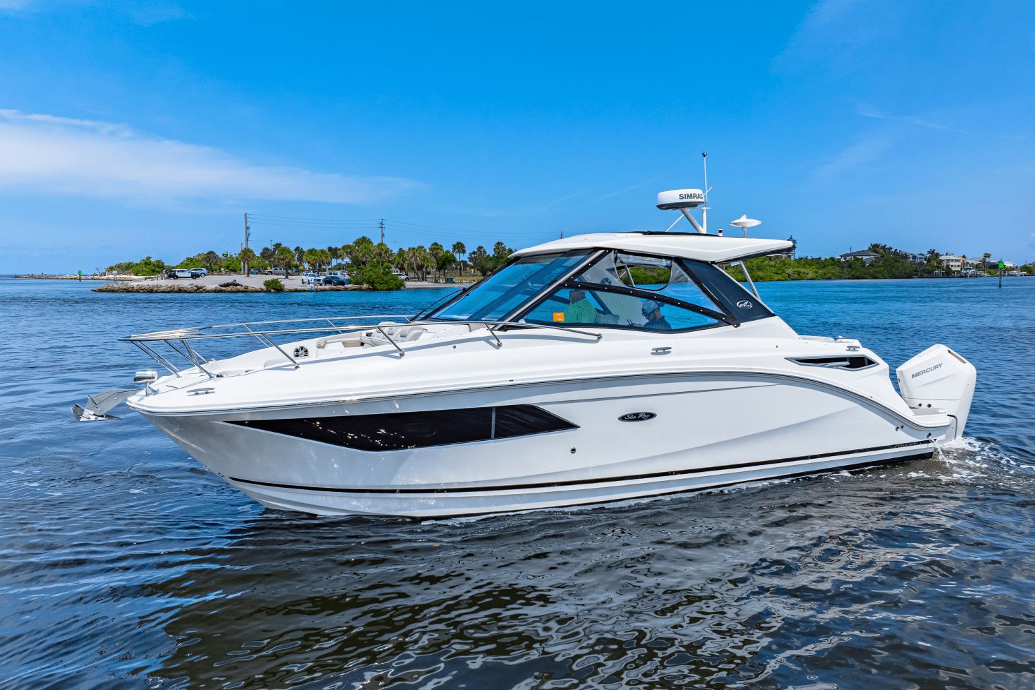 Sea Ray Sundancer 320 Outboard